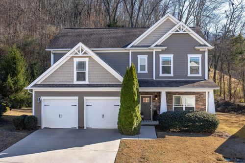 5475 Bungalow Cir, Hixson, TN, 37343-5287 | Card Image