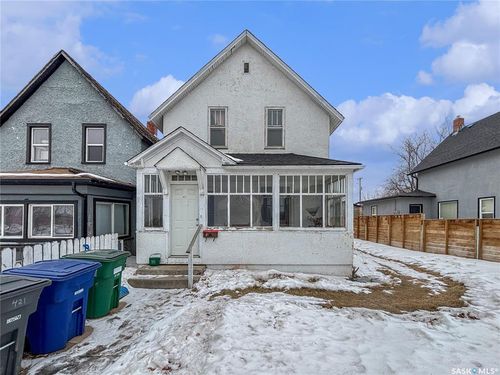 421 Av C S, Saskatoon, SK, S7M1N6 | Card Image