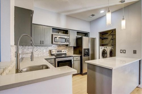 162-1307 Kinney Ave, Austin, TX, 78704-2290 | Card Image