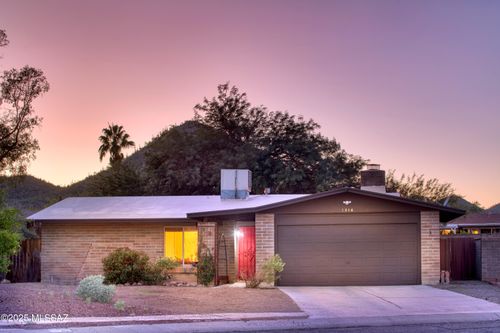 1444 S Shannon Road, Tucson, AZ, 85713 | Card Image
