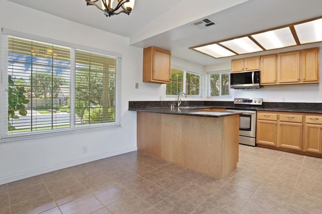 1031 Plumas Way, House other with 4 bedrooms, 3 bathrooms and null parking in Manteca CA | Image 5