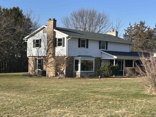 W2268 Ledgeview Road Road, Brooklyn, WI, 54941 | Card Image