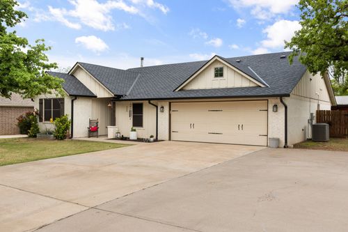 208 N Oak Ln, Tolar, TX, 76476-4853 | Card Image