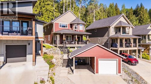 740 Redstone Drive, Rossland, BC, V0G1Y0 | Card Image