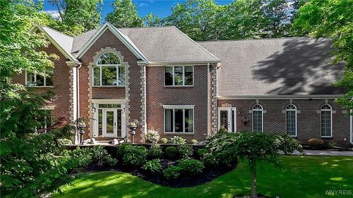 9875 Hollingson Rd, Clarence, NY, 14031-1595 | Card Image
