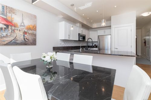 22-2319 Chilco Rd, Victoria, BC, V9B0L8 | Card Image