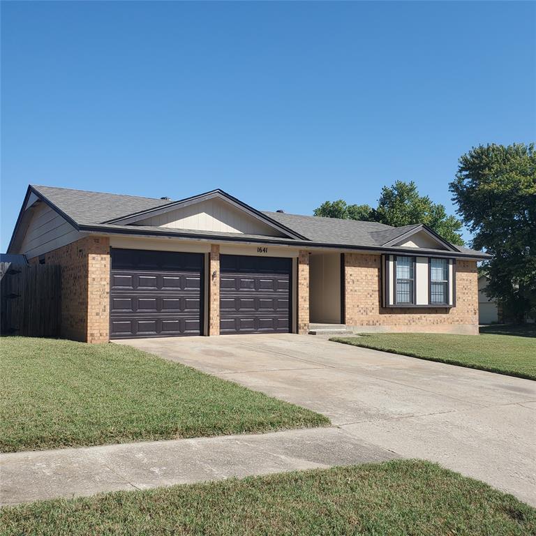 4th St, Moore, OK 73160