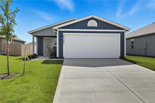 449 Rock Creek Dr, Tonganoxie, KS, 66086 | Card Image