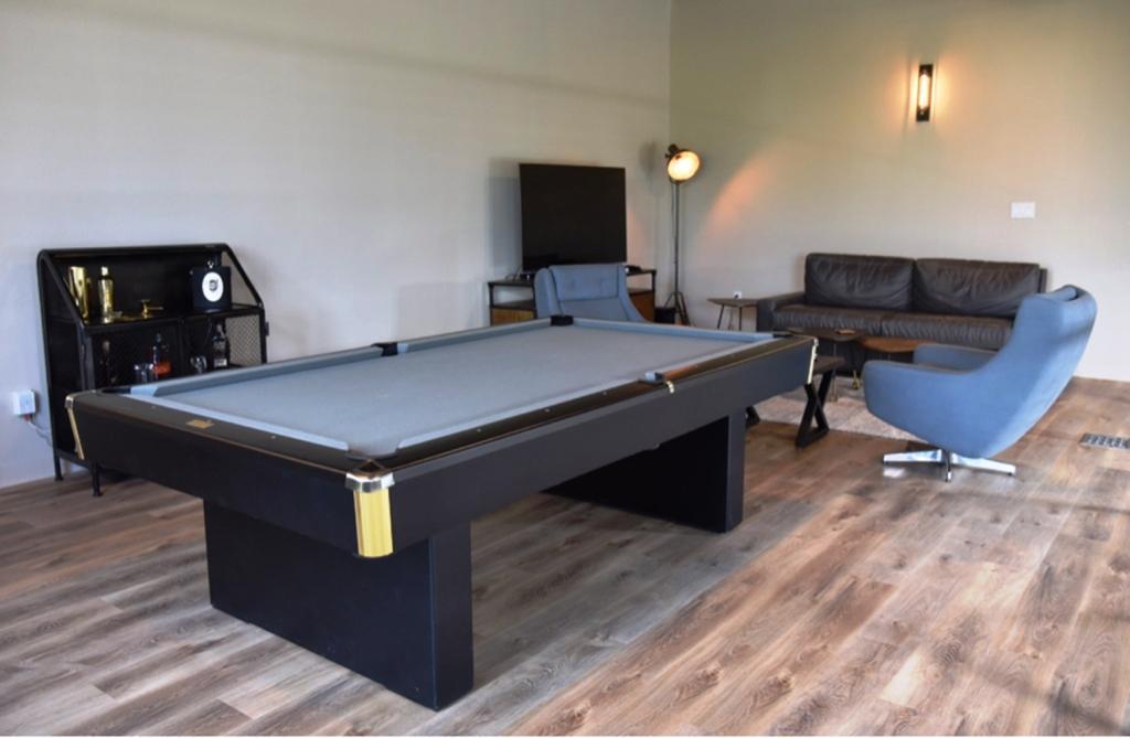 Commercial Sale in Delano