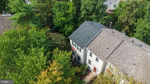 6592 Skylemar Trl, CENTREVILLE, VA, 20121-3840 | Card Image