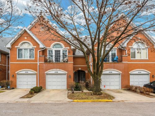 4228 W Harrington Ln, Chicago, IL, 60646-6037 | Card Image