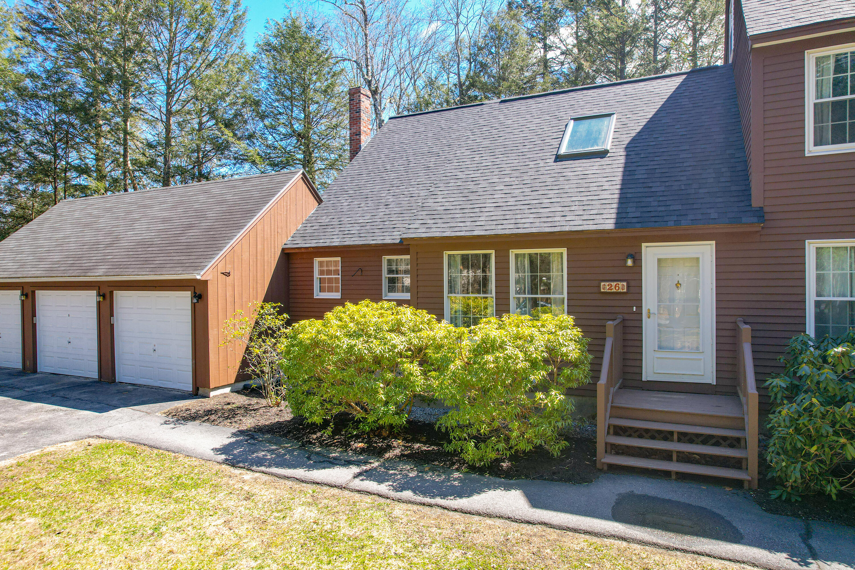 Forest Ter, Brunswick, ME 04011