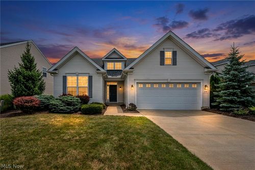 33243 Waterview Ct, Avon Lake, OH, 44012-4117 | Card Image