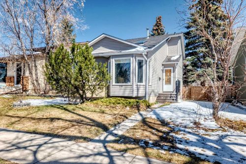 216 Hawkwood Blvd Nw, Calgary, AB, T3G3E8 | Card Image