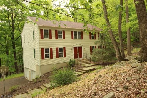 5 Deer Run Dr, Randolph, NJ, 07869-4511 | Card Image