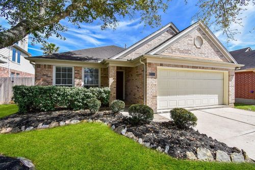 2111 Sailwind Dr, Pearland, TX, 77584-3631 | Card Image