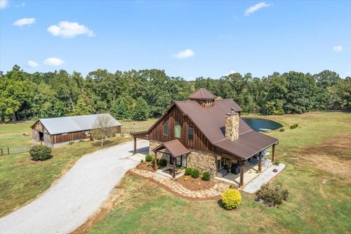 3810 Johnson Dr, Rossville, TN, 38066-3812 | Card Image