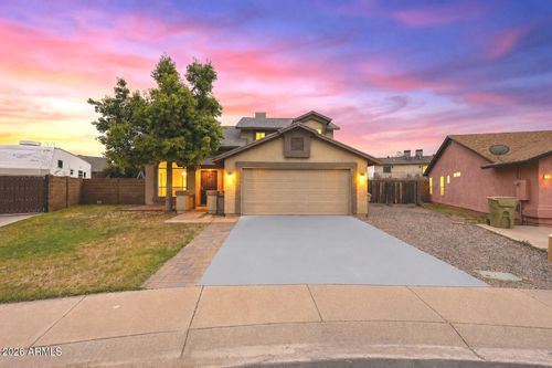 6675 N 84th Dr, Glendale, AZ, 85305-2154 | Card Image