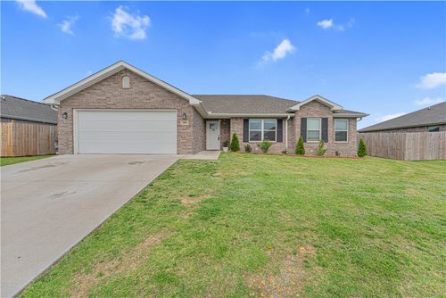 200 Post Oak Ave, Gentry, AR, 72734-4020 | Card Image