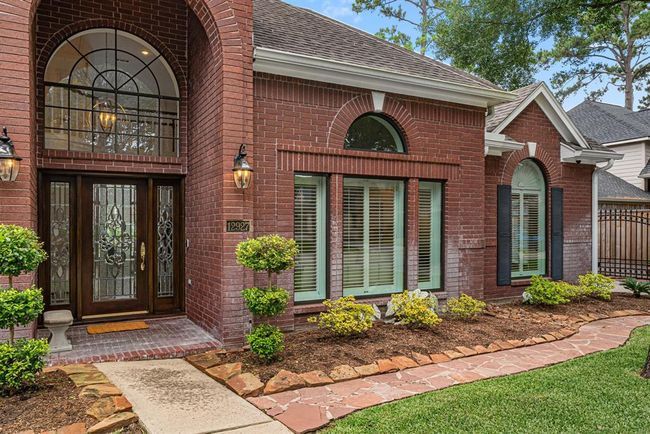 12927 Finch Brook Dr, House other with 3 bedrooms, 3 bathrooms and 2 parking in Cypress TX | Image 5