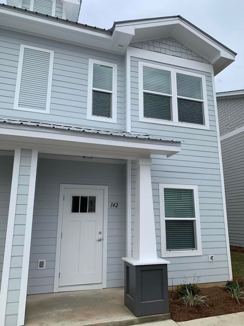 142 N Sand Palm Rd, Freeport, FL, 32439-3718 | Card Image