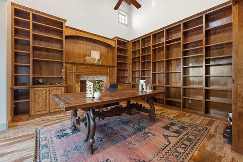 9-840 Scenic Vista Dr, Fredericksburg, TX, 78624-6892 | Card Image