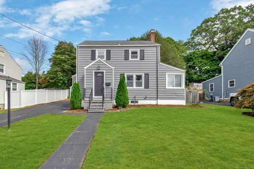 23 Oldroyd St, Milford, CT, 06461-4047 | Card Image