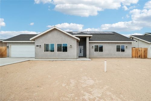 10121 Margery Ave, California City, CA, 93505-1426 | Card Image