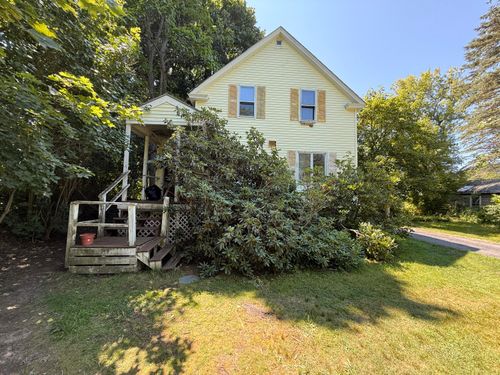 20 Middle Ave, Mexico, ME, 04257-1208 | Card Image