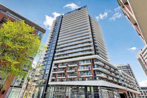 635-38 Iannuzzi St, Toronto, ON, M5V0S2 | Card Image