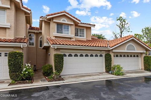 4891 Santo Dr, Oak Park, CA, 91377-5575 | Card Image