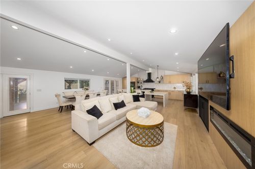 12746 Martha Ann Dr, Los Alamitos, CA, 90720-4961 | Card Image