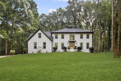 300 Creekview Trl, Fayetteville, GA, 30214-7232 | Card Image