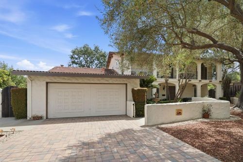 152 Vi­A De Tesoros, Los Gatos, CA, 95032 | Card Image