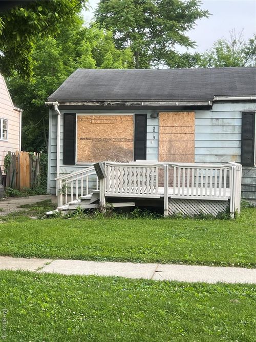 4015 Orr St, Flint, MI, 48532-5056 | Card Image