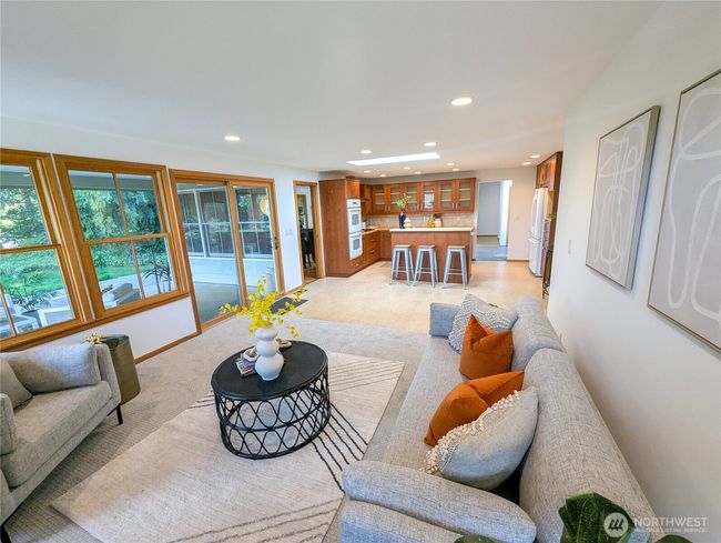 9233 Se 59 Th St, House other with 4 bedrooms, 3 bathrooms and null parking in Mercer Island WA | Image 6