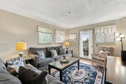 4401-663 William Hilton Pkwy, Hilton Head Island, SC, 29928-3536 | Card Image