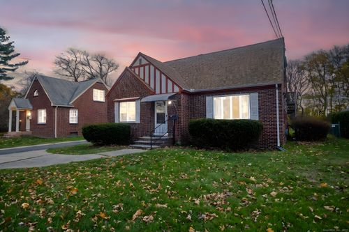 97 Alden Ave, Enfield, CT, 06082-2868 | Card Image