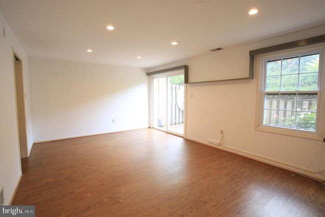 21 - 7606 Westlake Ter, Townhouse with 4 bedrooms, 4 bathrooms and null parking in BETHESDA MD | Image 12