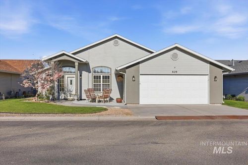 829 Bristol, Nampa, ID, 83651 | Card Image