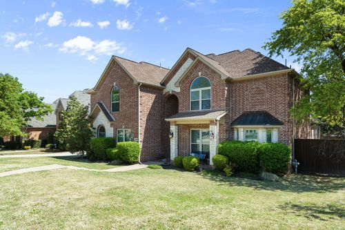 930 Excalibur Dr, Highland Village, TX, 75077-1818 | Card Image