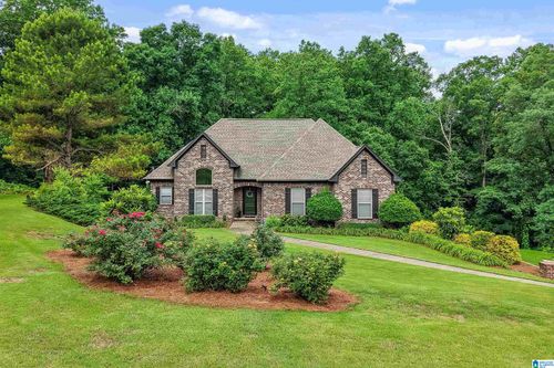 576 Fultonbrook Dr, FULTONDALE, AL, 35068-1374 | Card Image