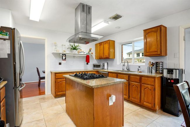 2627 Woodsboro Dr, House other with 4 bedrooms, 3 bathrooms and 2 parking in Spring TX | Image 16