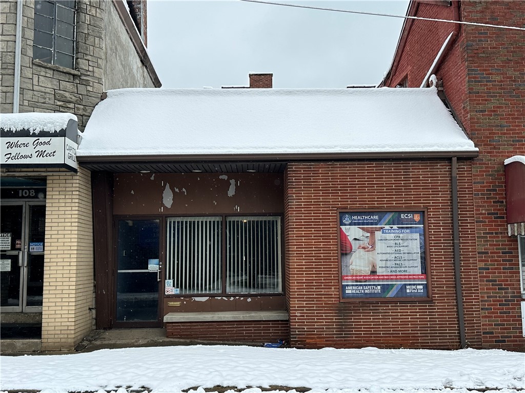 106 N Mercer St, New Castle, PA 16101