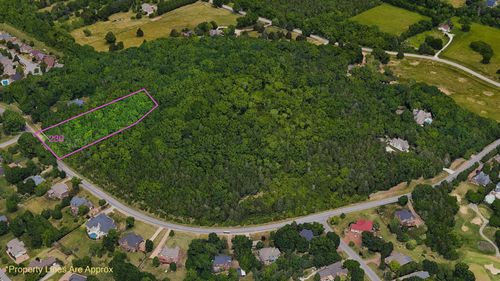 236 Spencer Creek Rd, Franklin, TN, 37069-6546 | Card Image