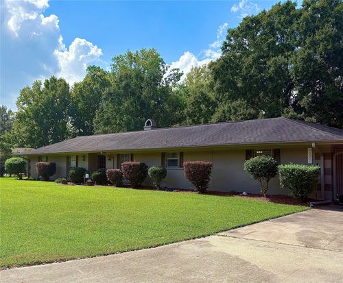 300 Bayou Dr, Beaumont, TX, 77705-8354 | Card Image