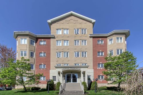 302-55 Promenade Des Îles, Laval, QC, H7W5J6 | Card Image