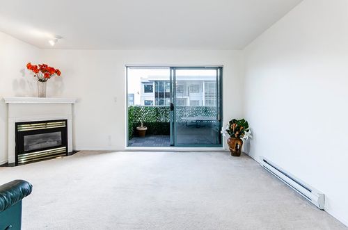 206-1085 W 17th St, North Vancouver, BC, V7P3R3 | Card Image