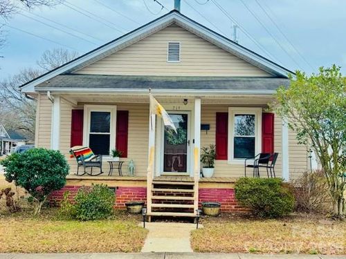 214 11th St, Kannapolis, NC, 28083-2765 | Card Image