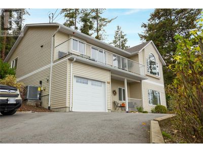 9110 Smith Rd, House other with 3 bedrooms, 3 bathrooms and 1 parking in Vernon BC | Image 3